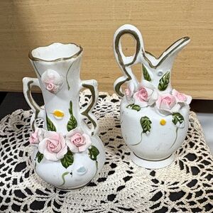 Vintage small Floral Ceramic Vases - White and Pink